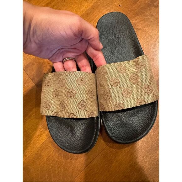 Brand new boutique slides - Picture 5 of 5